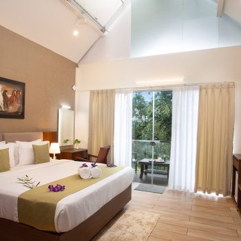 mountain-view-honeymoon-cottage-2